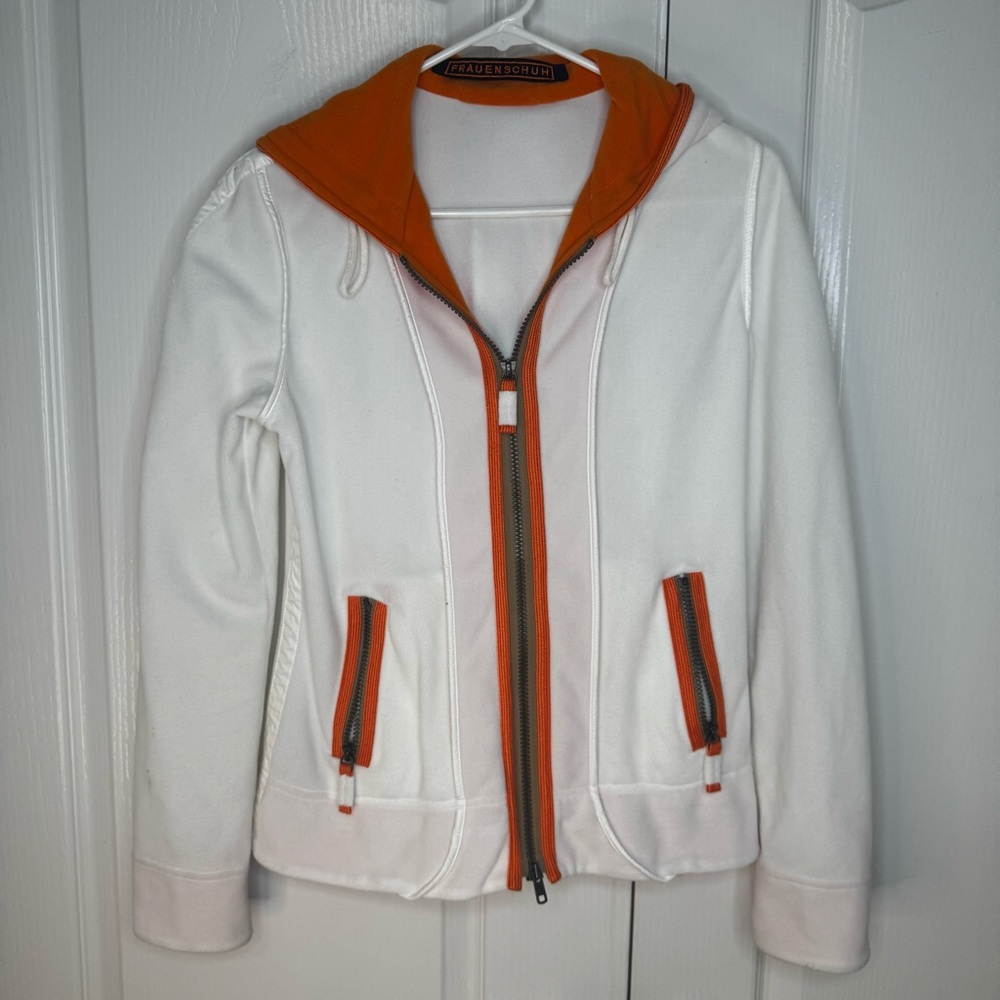 Frauenschuh White Full Zip Jacket